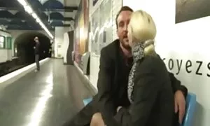 Alicia o ile a hlajo ...